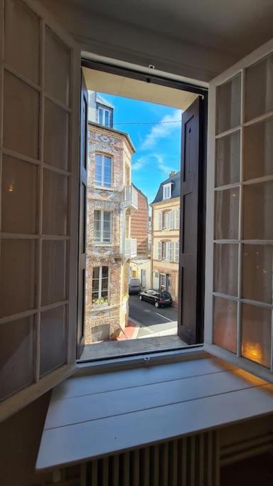 Beau Studio A 30M De La Plage / Beautiful Studio 30M From The Beach Трувиль-сюр-Мер Экстерьер фото